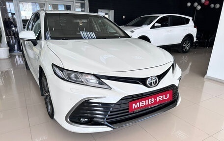 Toyota Camry, 2021 год, 2 790 000 рублей, 3 фотография