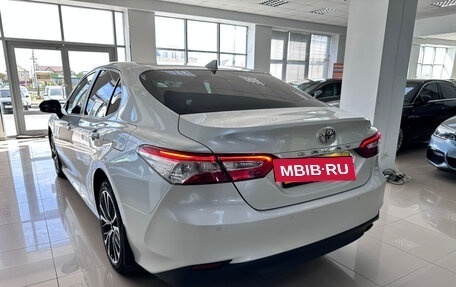 Toyota Camry, 2021 год, 2 790 000 рублей, 6 фотография