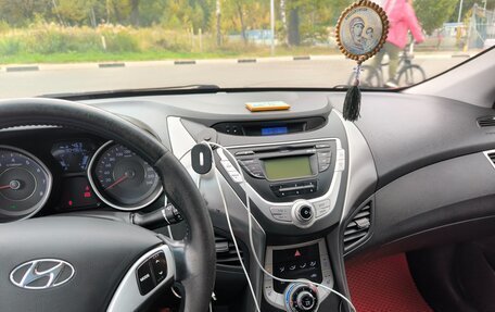 Hyundai Elantra V, 2011 год, 715 000 рублей, 13 фотография