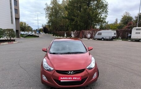 Hyundai Elantra V, 2011 год, 715 000 рублей, 2 фотография