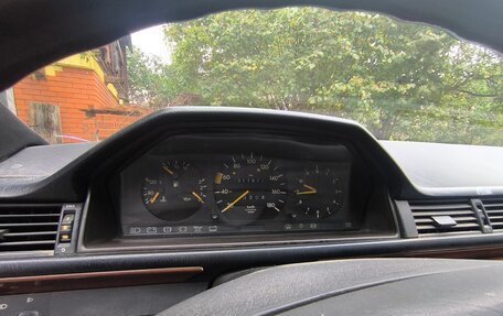 Mercedes-Benz W124, 1990 год, 250 000 рублей, 8 фотография