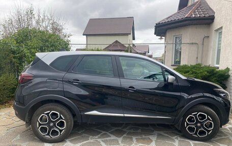 Renault Kaptur I рестайлинг, 2022 год, 1 650 000 рублей, 3 фотография