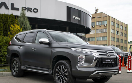 Mitsubishi Pajero Sport III рестайлинг, 2021 год, 3 595 000 рублей, 3 фотография