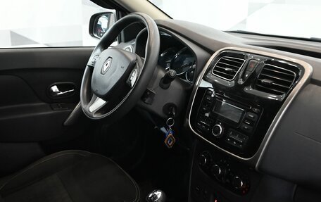 Renault Logan II, 2016 год, 625 000 рублей, 13 фотография