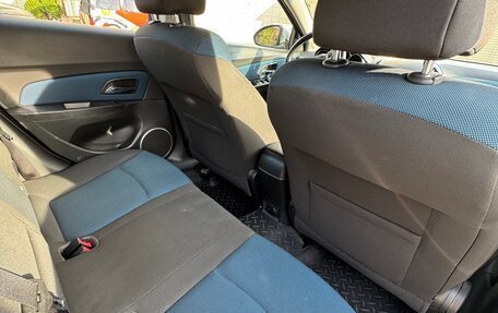 Chevrolet Cruze II, 2014 год, 840 000 рублей, 16 фотография