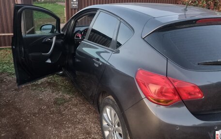 Opel Astra J, 2012 год, 800 000 рублей, 12 фотография