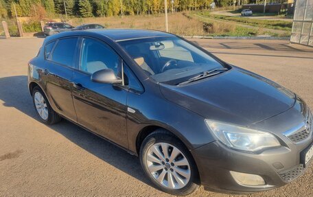 Opel Astra J, 2012 год, 800 000 рублей, 6 фотография