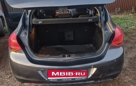 Opel Astra J, 2012 год, 800 000 рублей, 13 фотография