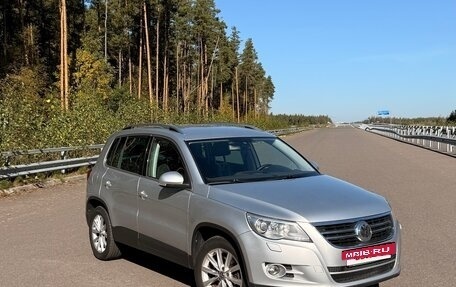 Volkswagen Tiguan I, 2010 год, 1 030 000 рублей, 2 фотография