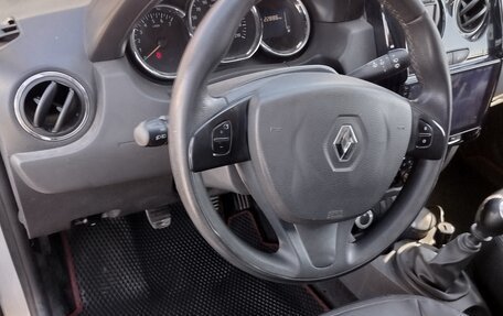 Renault Duster I рестайлинг, 2015 год, 1 300 000 рублей, 2 фотография