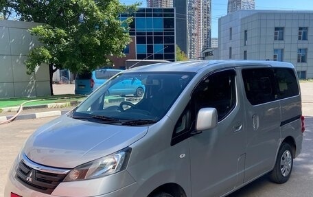 Mitsubishi Delica D:3, 2019 год, 1 850 000 рублей, 5 фотография