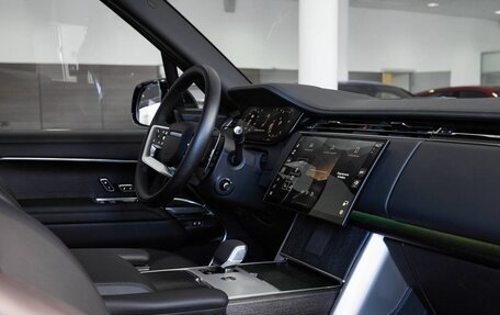 Land Rover Range Rover IV рестайлинг, 2025 год, 24 700 000 рублей, 9 фотография