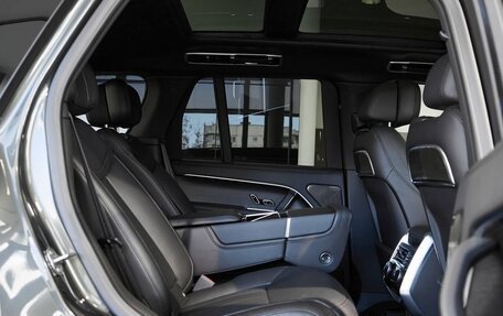 Land Rover Range Rover IV рестайлинг, 2025 год, 24 700 000 рублей, 12 фотография