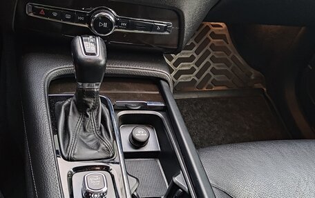 Volvo XC90 II рестайлинг, 2017 год, 3 800 000 рублей, 7 фотография