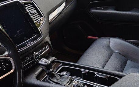 Volvo XC90 II рестайлинг, 2017 год, 3 800 000 рублей, 9 фотография