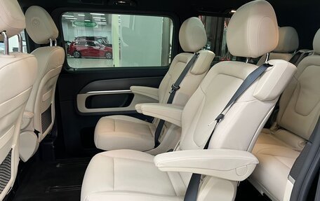 Mercedes-Benz V-Класс, 2025 год, 12 890 000 рублей, 13 фотография