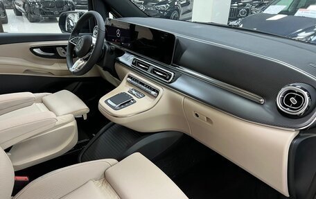 Mercedes-Benz V-Класс, 2025 год, 12 890 000 рублей, 22 фотография