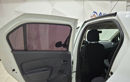 Renault Logan II, 2019 год, 550 000 рублей, 23 фотография