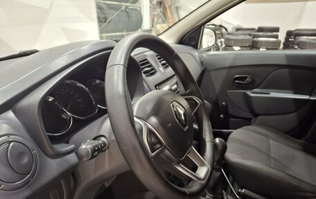 Renault Logan II, 2019 год, 550 000 рублей, 22 фотография