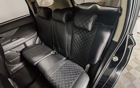 Mitsubishi Outlander III рестайлинг 3, 2020 год, 1 939 000 рублей, 20 фотография