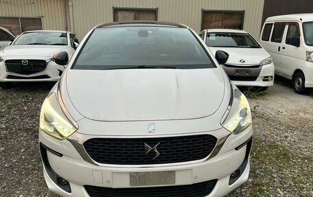 Citroen DS5, 2015 год, 1 450 000 рублей, 9 фотография
