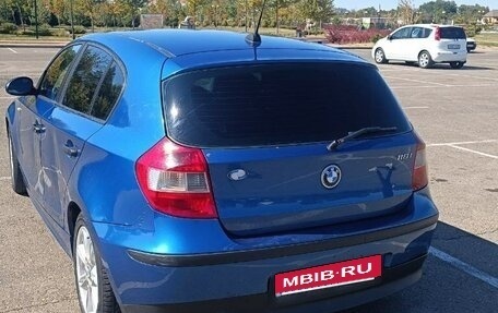BMW 1 серия, 2005 год, 700 000 рублей, 2 фотография