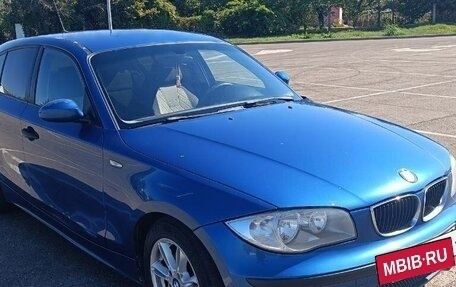 BMW 1 серия, 2005 год, 700 000 рублей, 3 фотография