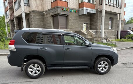 Toyota Land Cruiser Prado 150 рестайлинг 2, 2011 год, 2 450 000 рублей, 4 фотография