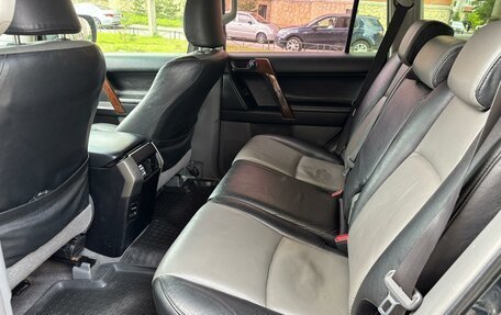 Toyota Land Cruiser Prado 150 рестайлинг 2, 2011 год, 2 450 000 рублей, 12 фотография