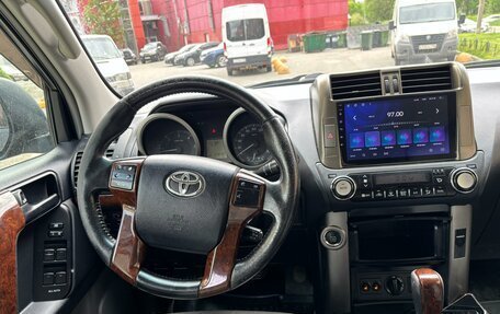 Toyota Land Cruiser Prado 150 рестайлинг 2, 2011 год, 2 450 000 рублей, 9 фотография