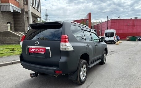 Toyota Land Cruiser Prado 150 рестайлинг 2, 2011 год, 2 450 000 рублей, 8 фотография