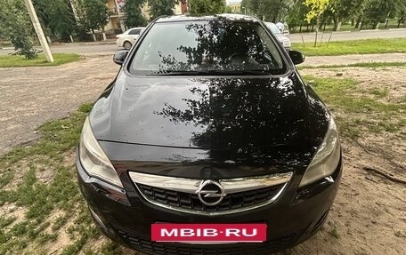 Opel Astra J, 2011 год, 720 000 рублей, 6 фотография