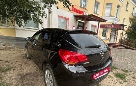 Opel Astra J, 2011 год, 720 000 рублей, 4 фотография