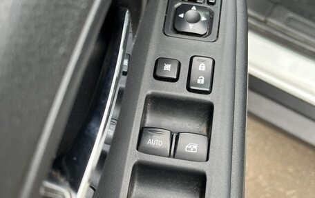 Mitsubishi Outlander III рестайлинг 3, 2015 год, 1 900 000 рублей, 8 фотография