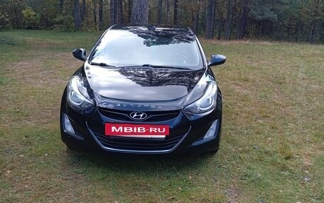 Hyundai Elantra V, 2014 год, 1 000 000 рублей, 6 фотография