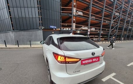 Lexus RX IV рестайлинг, 2022 год, 7 100 000 рублей, 4 фотография