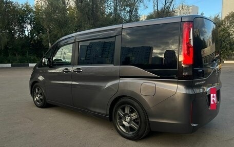 Honda Stepwgn IV, 2019 год, 2 150 000 рублей, 6 фотография