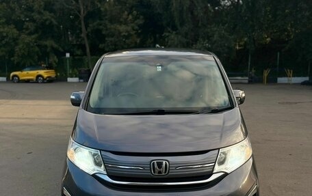 Honda Stepwgn IV, 2019 год, 2 150 000 рублей, 1 фотография