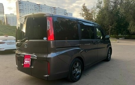 Honda Stepwgn IV, 2019 год, 2 150 000 рублей, 5 фотография