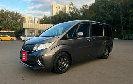 Honda Stepwgn IV, 2019 год, 2 150 000 рублей, 4 фотография