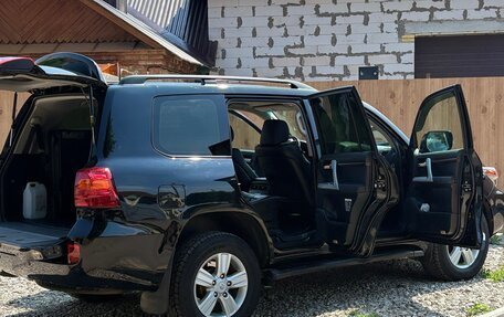 Toyota Land Cruiser 200, 2012 год, 3 400 000 рублей, 6 фотография