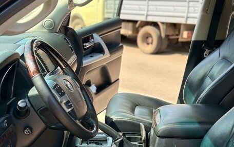 Toyota Land Cruiser 200, 2012 год, 3 400 000 рублей, 4 фотография