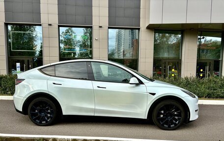 Tesla Model Y I, 2020 год, 3 249 000 рублей, 4 фотография
