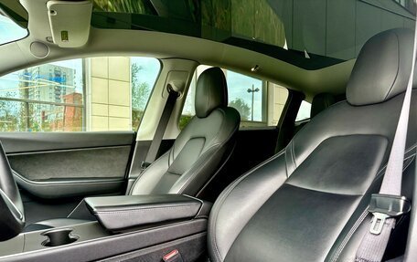 Tesla Model Y I, 2020 год, 3 249 000 рублей, 20 фотография