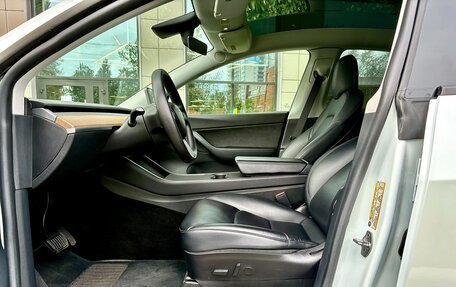 Tesla Model Y I, 2020 год, 3 249 000 рублей, 19 фотография
