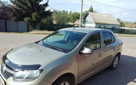 Renault Logan II, 2018 год, 410 000 рублей, 4 фотография