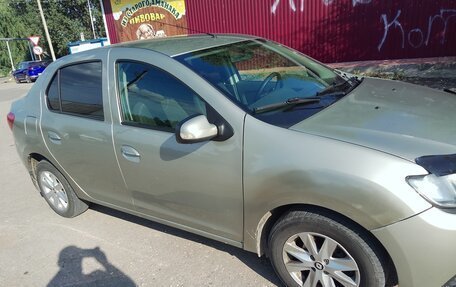 Renault Logan II, 2018 год, 410 000 рублей, 3 фотография