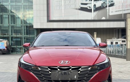 Hyundai Elantra, 2021 год, 1 730 000 рублей, 2 фотография