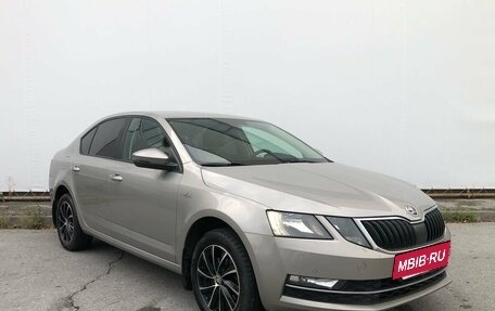 Skoda Octavia, 2018 год, 1 790 000 рублей, 3 фотография