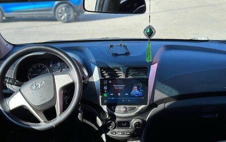 Hyundai Solaris II рестайлинг, 2016 год, 1 250 000 рублей, 30 фотография